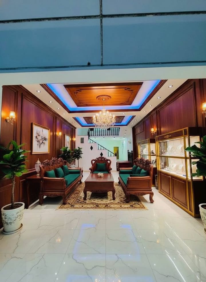 Nhà 2 tầng đường Đinh Gia Trinh, Hòa Xuân, 80m² giá 5 tỷ - Sổ hồng chính chủ!