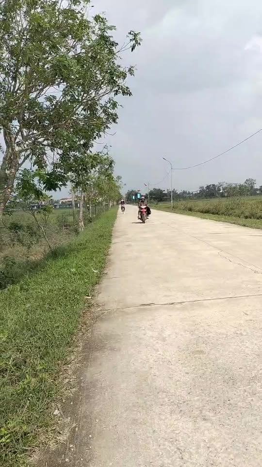 Đất nền Vĩnh Lộc 200m² giá 1 tỷ - Vị trí đắc địa gần chợ và trường học!