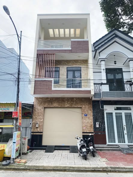 Nhà cho thuê 3 tầng KDC Văn hóa Tây Đô - Hưng Thạnh, Cần Thơ giá 15 triệu/tháng - Tiện nghi đầy đủ!