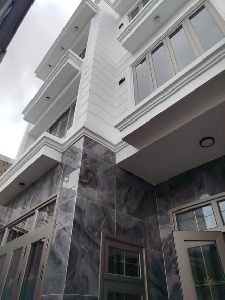 Nhà 4 Tầng Đẹp Hiệp Bình Chánh Thủ Đức 80m² Giá 8.5 Tỷ - Sẵn Sàng Vào Ở!