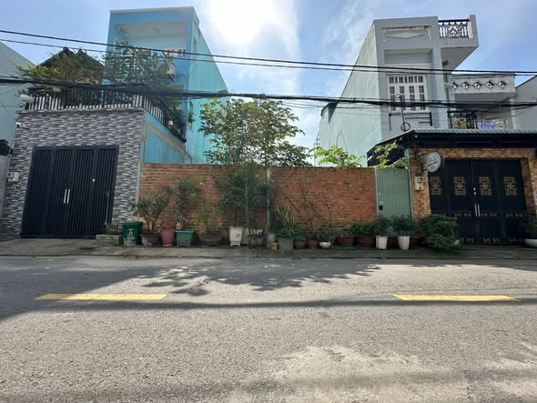 Bán đất Hóc Môn 144m² giá 8.794 tỷ - Mặt tiền đường nhựa kinh doanh sầm uất!