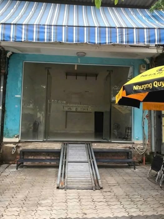 Nhà mặt tiền Dương Quảng Hàm, Gò Vấp 100m² giá 35 triệu - Kinh doanh thuận lợi!