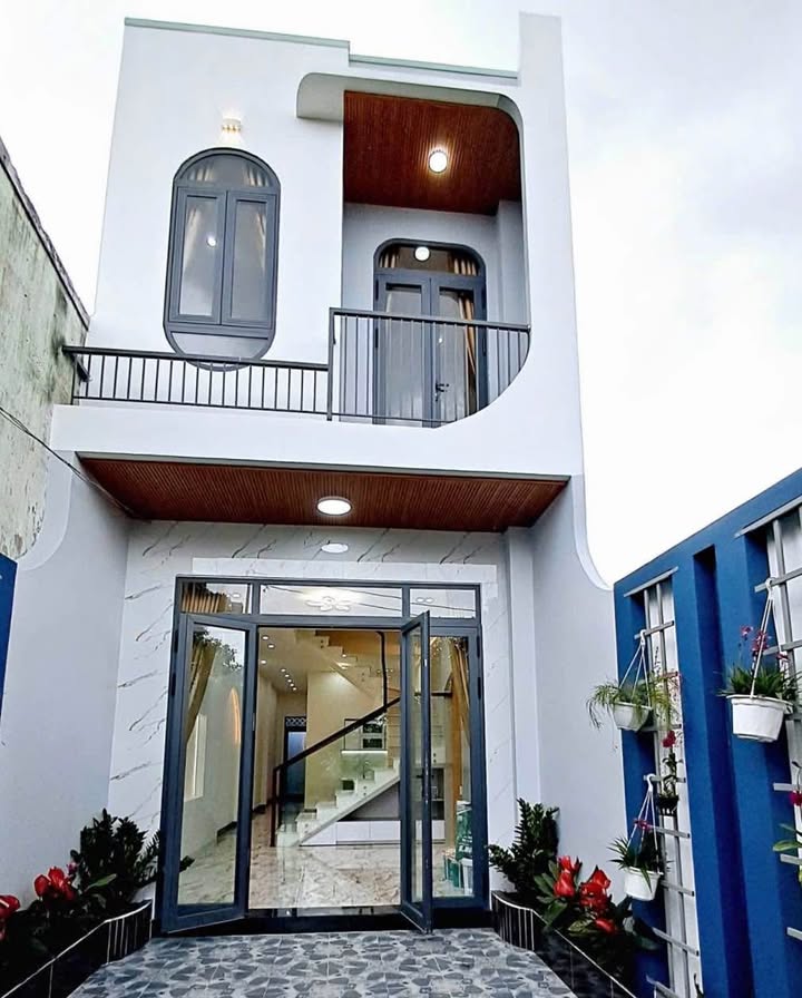 Nhà 1 trệt 1 lầu mặt tiền đường Vĩnh Lợi, Tân Hiệp, 70m² giá 1.65 tỷ - Cơ hội đầu tư tuyệt vời!