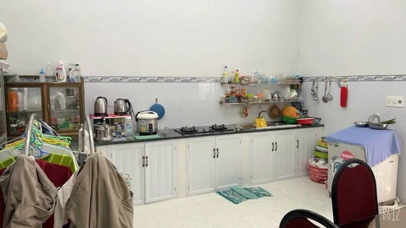 Nhà mặt tiền Võ Thị Sáu, Bà Rịa 100m² giá 3.28 tỷ - Sổ hồng riêng, khu dân cư đông đúc!