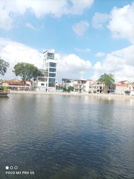 Bán đất Lại Ốc Văn Giang 97m² giá 5 tỷ - Tiềm năng sinh lời cao!