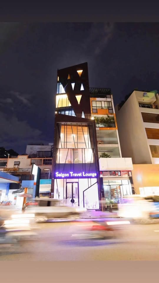 Cho thuê tòa nhà mặt tiền 95 Võ Thị Sáu, Quận 3 - Vị trí đắc địa cho showroom, spa cao cấp!