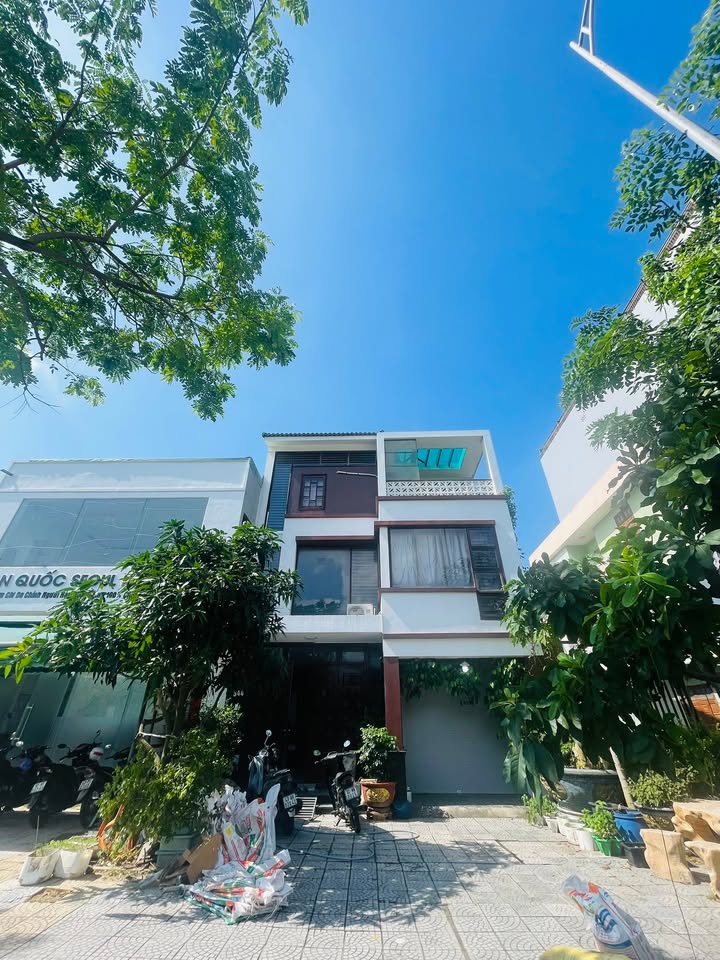 Biệt thự mặt biển Võ Nguyên Giáp Đà Nẵng 187.5m² giá 37 tỷ - Hứa hẹn tiềm năng sinh lời cao!