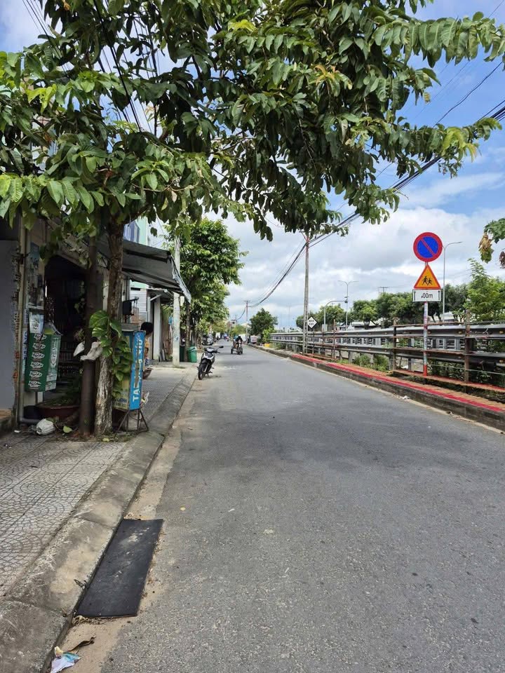 Nhà cấp 4 2 mặt tiền Trường Chinh, An Khê 99m² giá 3.7 tỷ - Cơ hội kinh doanh tuyệt vời!