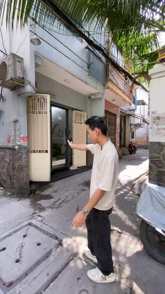 Nhà phố Quận 10 Hồ Bá Kiện 43m² giá 7 tỷ - Sát mặt tiền, thiết kế nở hậu