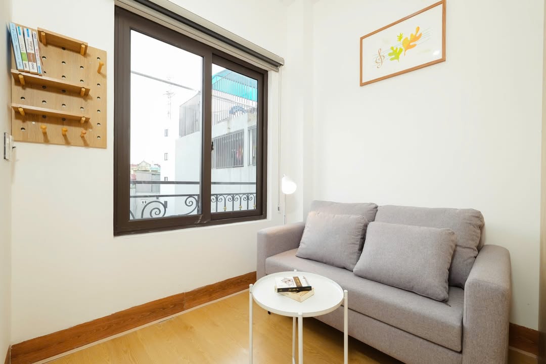 Cho thuê studio Ngõ 33 Văn Cao 45m² giá 6.5 triệu - Gần Hồ Tây tuyệt đẹp!