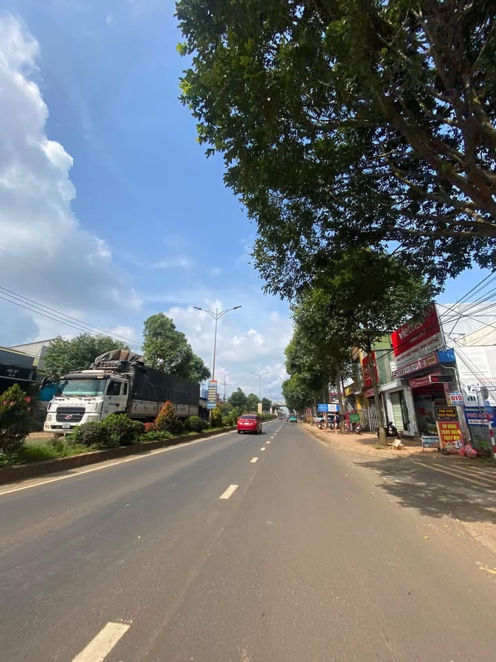 Đất mặt tiền Quốc lộ 14 Đắk Mil 150m² giá 4.25 tỷ - Vị trí kinh doanh sầm uất!