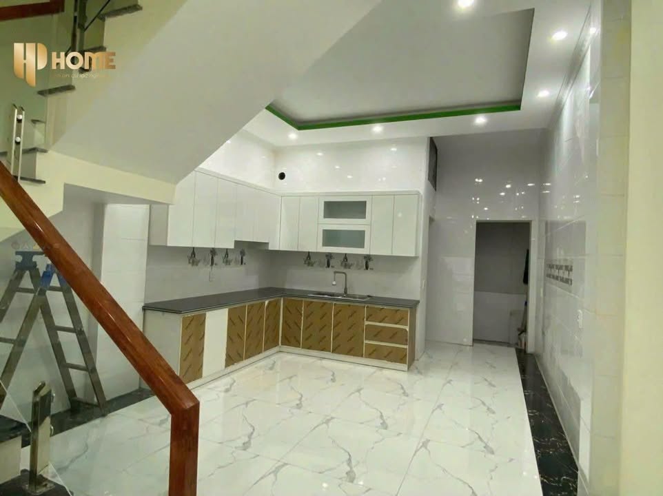 Nhà cho thuê mặt ngõ Hoàng Công Khanh 85m² - Phù hợp ở và kinh doanh!