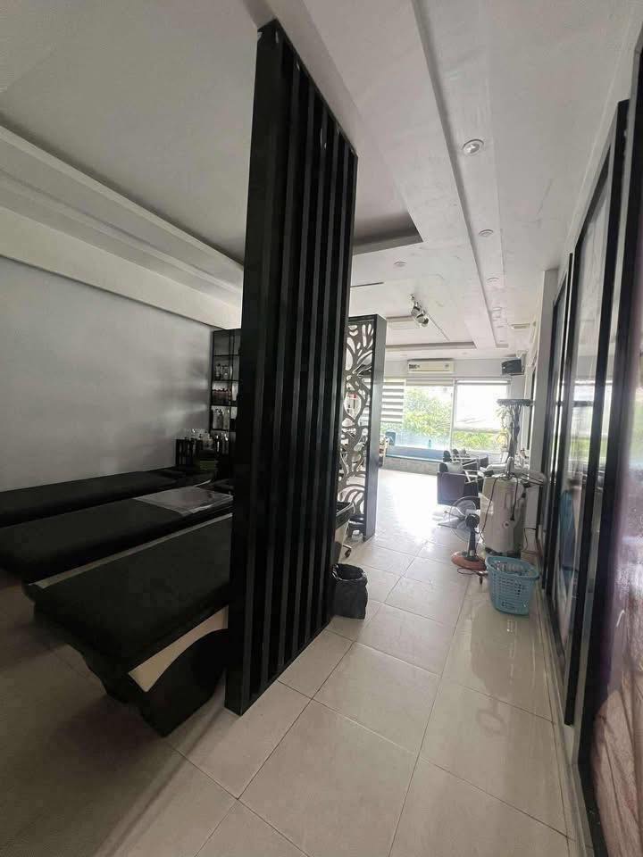 Nhà mặt đường Bà Triệu, Lạng Sơn 50m² giá 6 tỷ - Kinh doanh sầm uất!