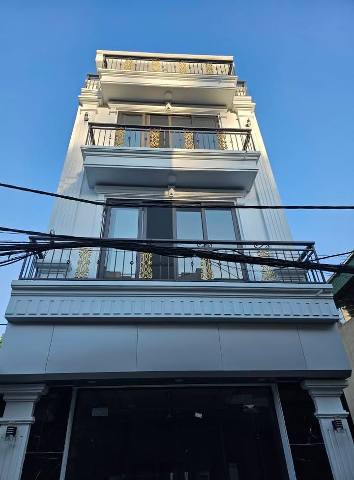 Nhà 4 tầng tại Cao Thắng, Hạ Long 60,7m² giá 4 tỷ - Thiết kế Tân Cổ Điển sang trọng!