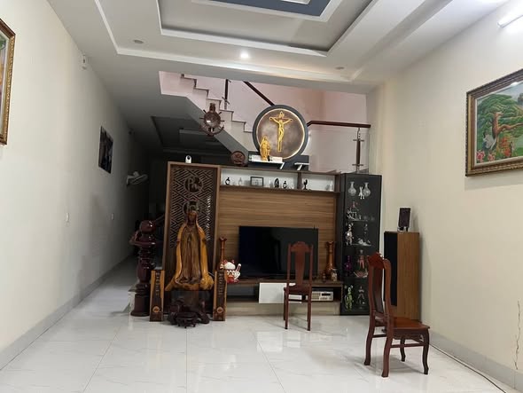Nhà mặt tiền Y Linh, phường Tân Lập, 120m² giá 4.3 tỷ - Hướng Nam, thiết kế hiện đại!