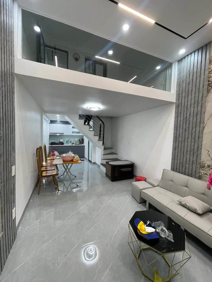 Cho thuê nhà 3 tầng tại phố Tô Hiệu 35m² - Nhà mới, giá tốt chỉ 5 triệu/tháng!