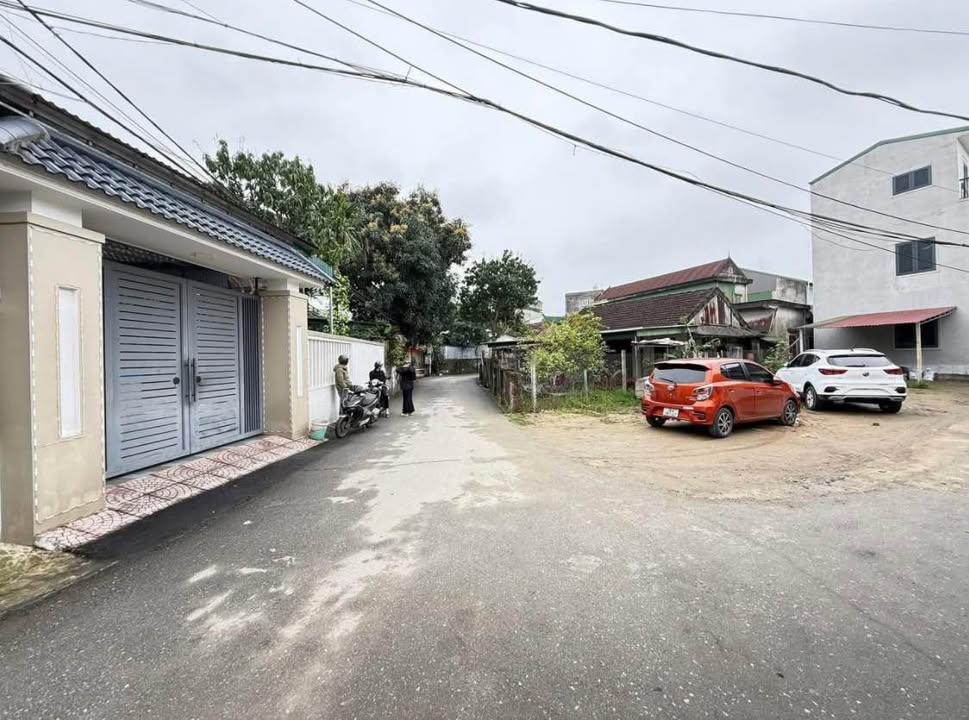 Đất nền lô góc Thành Sen 135.8m² giá chỉ 2 tỷ - Vị trí trung tâm đắc địa!