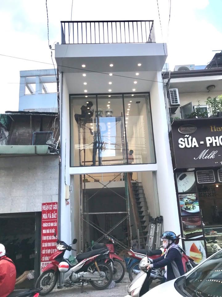 Nhà nguyên căn cho thuê Trần Quang Diệu, Quận 3 - Diện tích 30m², thiết kế tiện nghi