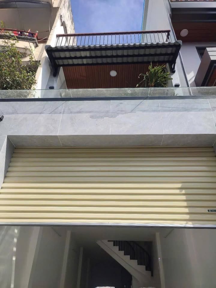 Nhà mặt tiền cho thuê Đặng Chất, Quận 8, 87m² - Không thể bỏ lỡ!