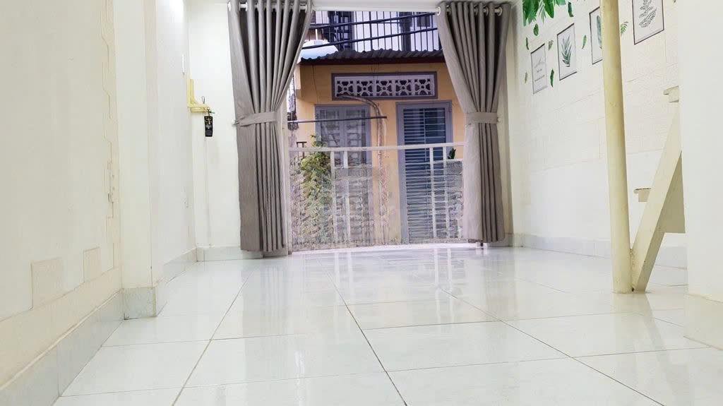 Nhà cho thuê Phú Nhuận 14m² chỉ 7.5 triệu - Cực hiếm vị trí đẹp!