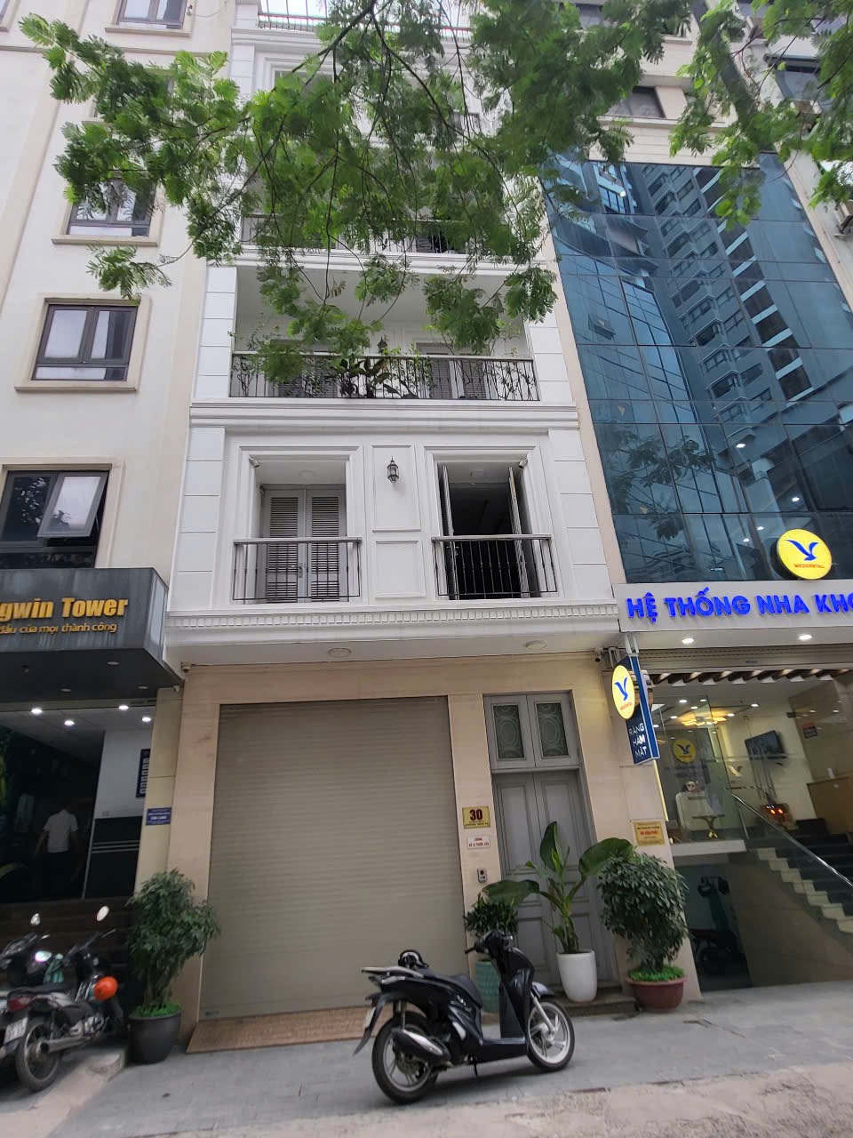 Nhà liền kề Dịch Vọng 85m² giá 43.5 tỷ - Thiết kế văn phòng tuyệt vời!