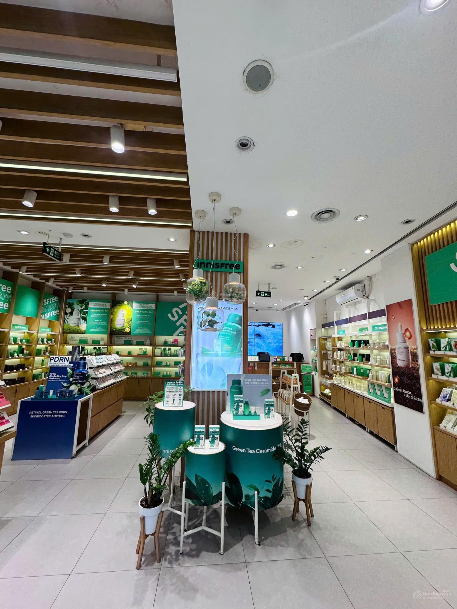 Cho thuê nhà mặt phố Bà Triệu 122m² - Mặt tiền 7.5m, giá thỏa thuận, thích hợp kinh doanh!