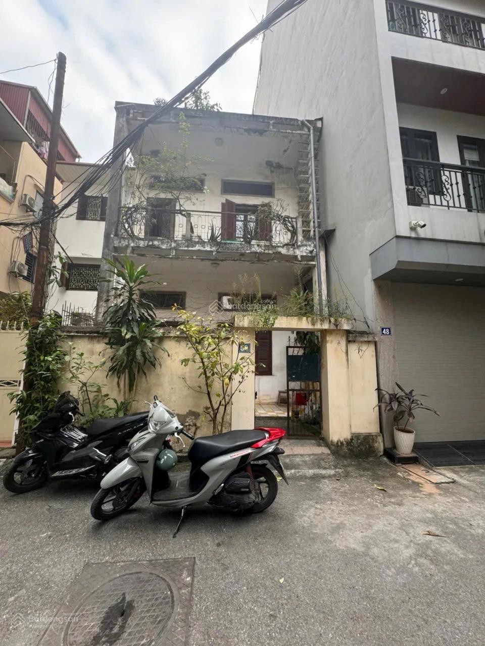 Đất tặng nhà cũ tại ngõ 44 Trần Thái Tông 68m² giá 1.51 tỷ - Mặt tiền đẹp, đầu tư sinh lời nhanh!