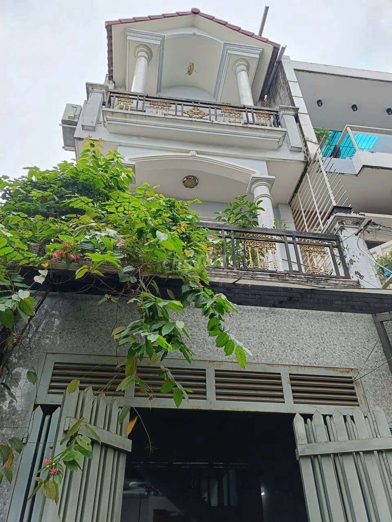 Nhà cho thuê tại Hiệp Bình Chánh 64m² giá 13 triệu - Hẻm ô tô thuận tiện!