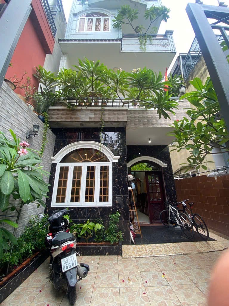 Bán nhà 4 tầng Hiệp Bình Chánh 106m² giá 15.7 tỷ - Nở hậu tài lộc, ô tô vào nhà!