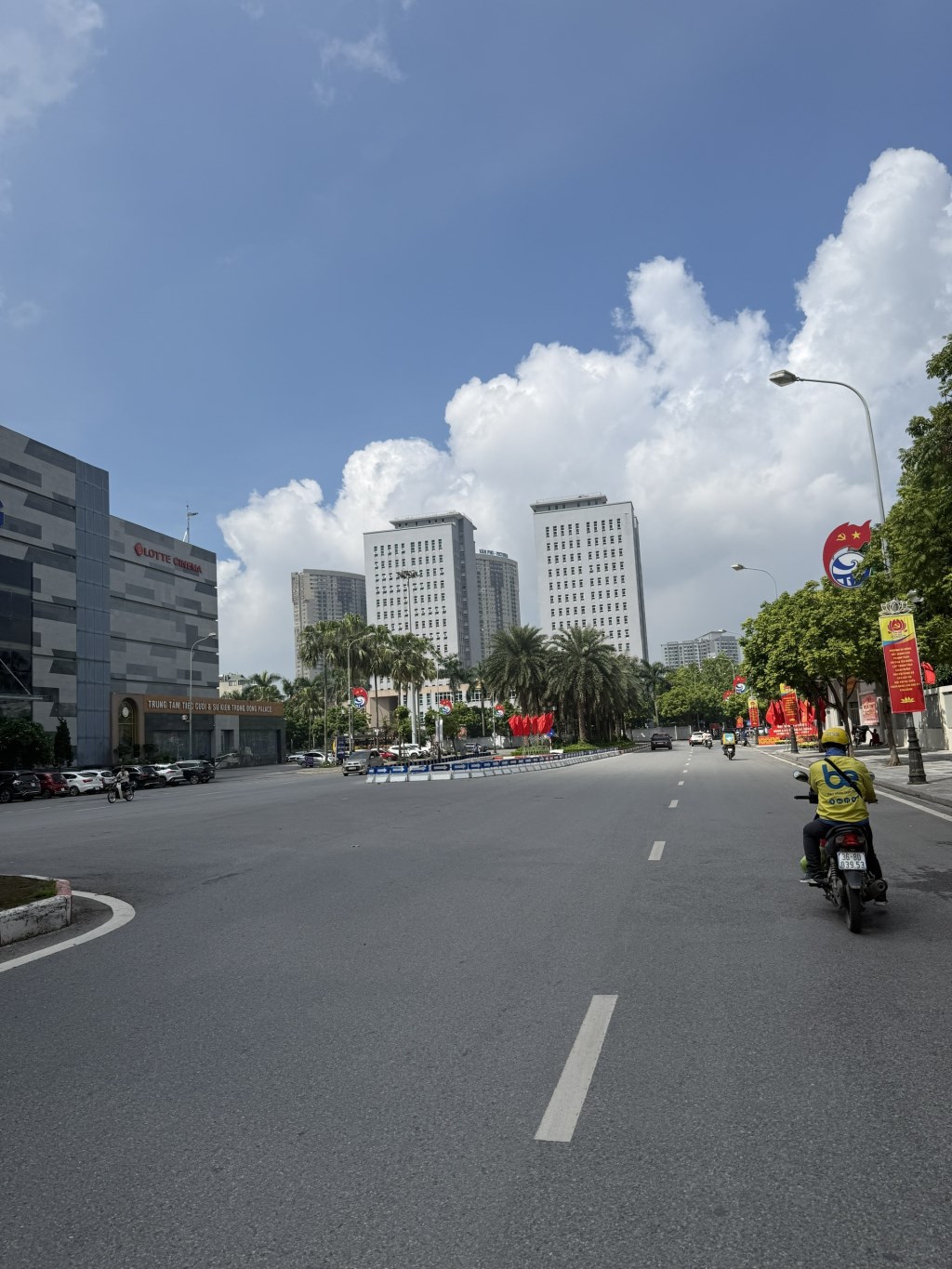 Nhà Góc Thang Máy Tô Hiệu Hà Đông 65m² giá 17.5 tỷ - Cơ hội đầu tư tuyệt vời!