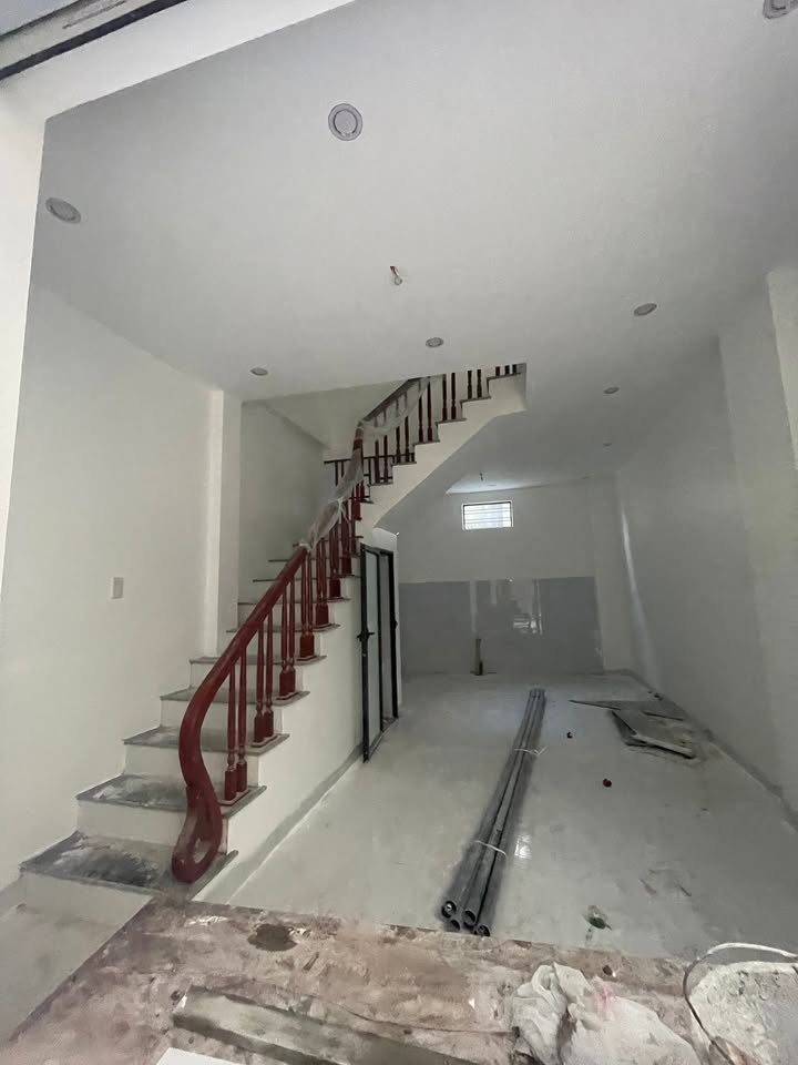 Nhà 3 tầng phường Bồ Xuyên, TP Thái Bình 100m² giá chỉ từ 1.7 tỷ - Sẵn sàng nhận nhà ngay!