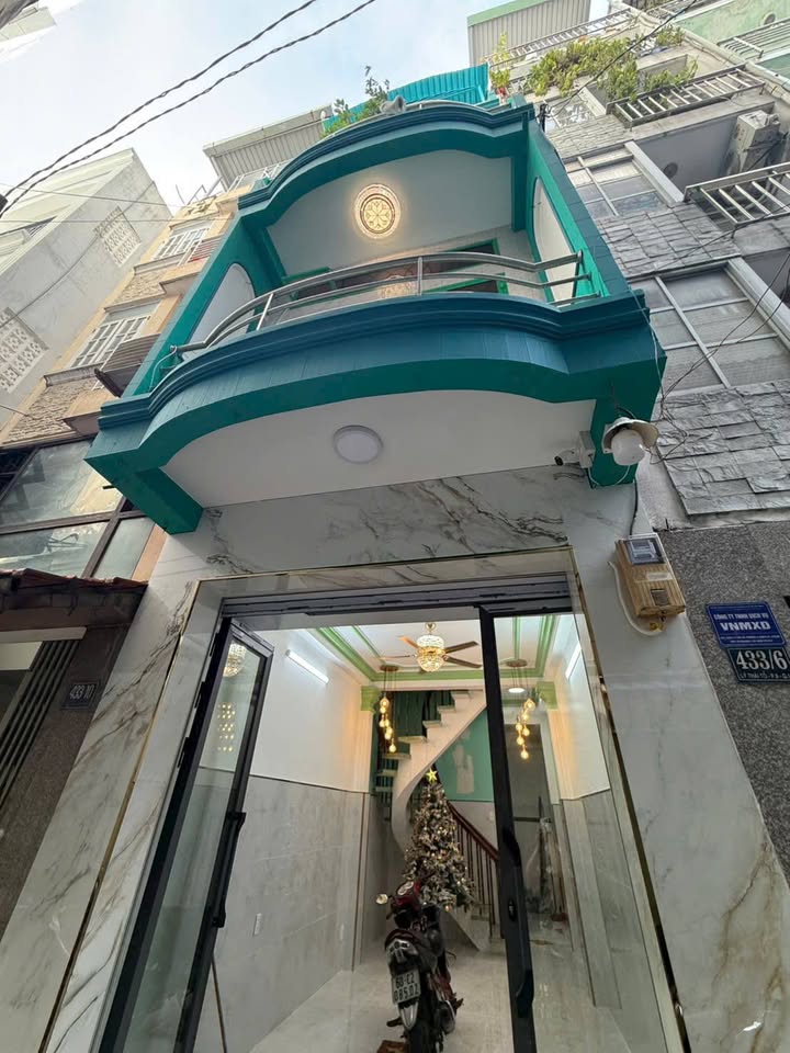 Nhà phố Lý Thái Tổ, Quận 10, 32m² giá 8.8 tỷ - Phù hợp gia đình và đầu tư