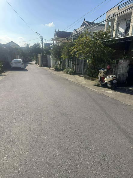 Đất nền mặt tiền Trịnh Hoài Đức, Nam Lý, 121.8m² giá 2.5 tỷ - Đầu tư sinh lời ngay!