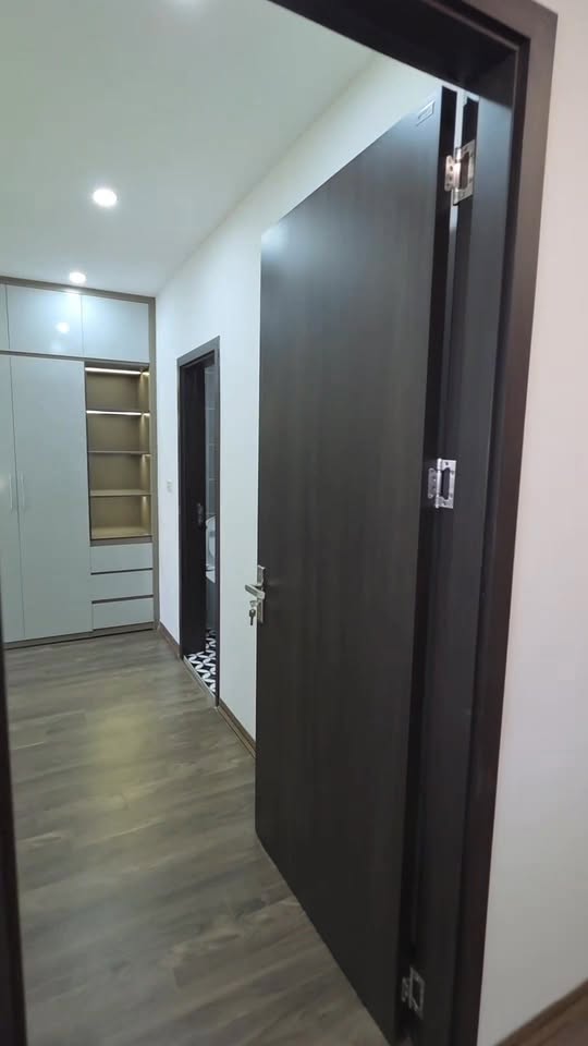 Căn hộ 3PN Nam Đô Complex 100m² giá 8,2 tỷ - Vị trí đắc địa, sẵn sàng giao dịch!