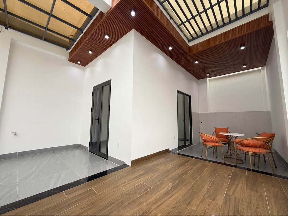 Nhà 3 tầng Dũng Sĩ Thanh Khê 50m² - Ô tô đến tận nơi, giá thỏa thuận!