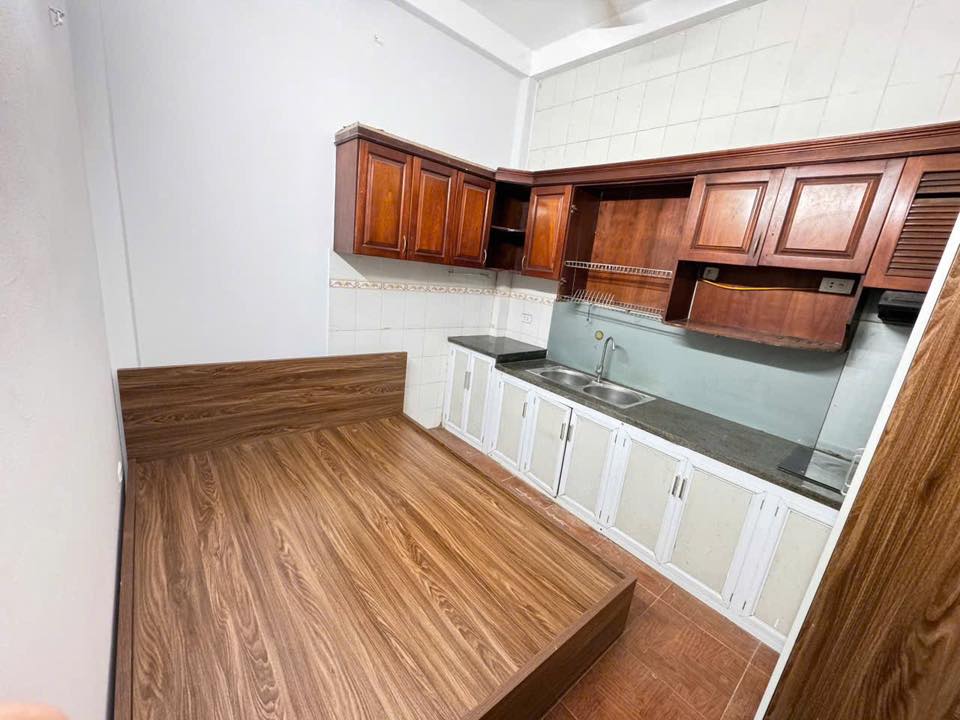 Phòng cho thuê tại Đống Đa 25m² giá 2.5 triệu - Nội thất đầy đủ, vào ở ngay!