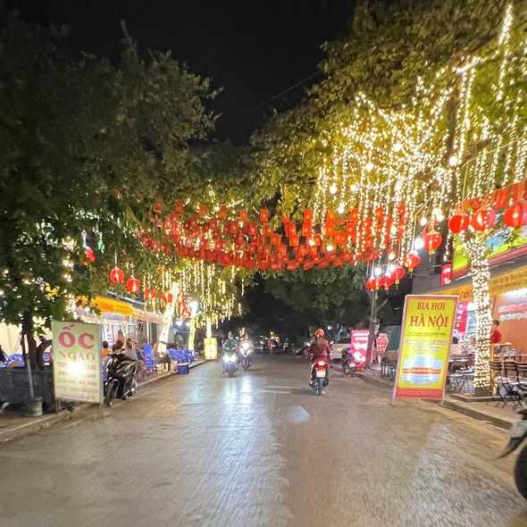 Nhà riêng Trần Cung 39m² giá 11 tỷ - Ô tô đỗ cửa, tiện ích bạt ngàn!