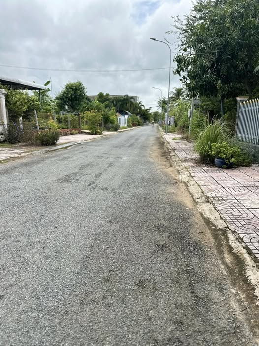 Đất nền Đường Nguyễn Du, TT Sa Rài, 176m² - Giá chỉ 2.112 tỷ VND, sổ hồng chính chủ!