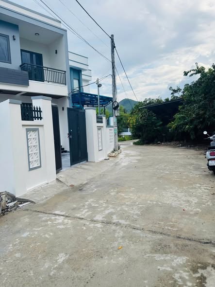 Nhà Diên An 87m² giá 2.79 tỷ - Sẵn sàng vào ở ngay!