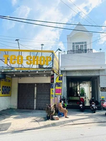 Biệt thự cho thuê mặt tiền Bùi Văn Ngữ, Hóc Môn 600m² - Siêu phẩm sang trọng, phù hợp kinh doanh!