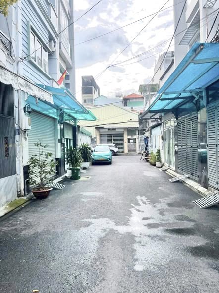 Nhà 2 tầng hẻm 5m Lê Văn Việt 77m² giá 5.9 tỷ - Sổ hồng chính chủ