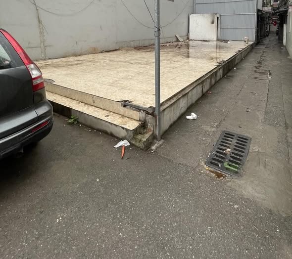 Đất lô góc Linh Đàm 47m² giá 9 tỷ - Kinh doanh thuận lợi!