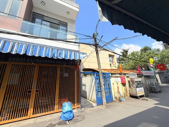 Nhà 3 tầng mặt kiệt 64m² giá 4.85 tỷ - Đầu tư sinh lời tại Đà Nẵng!