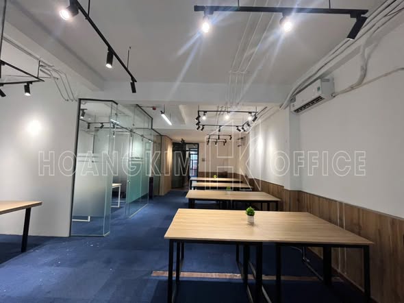 Cho thuê văn phòng trung tâm quận 3 - 150m² giá 55 triệu, không gian sang trọng!