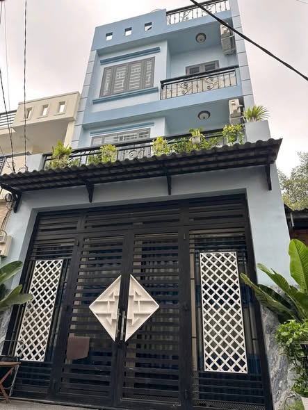 Nhà phố 2 mặt tiền hẻm Tân Chánh Hiệp, Quận 12 - 78m² giá 6.39 tỷ, full nội thất!