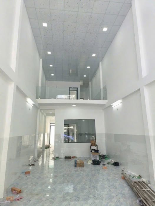 Nhà cho thuê mặt tiền đường Liên Khu 4-5, quận Bình Tân, 135m² - Kinh doanh thuận lợi!