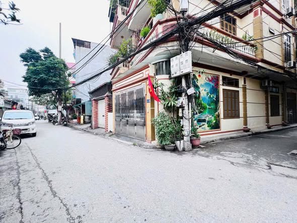 Đất nền Đức Giang - Việt Hưng 48m² giá 9 tỷ - Đường ô tô thông thoáng!