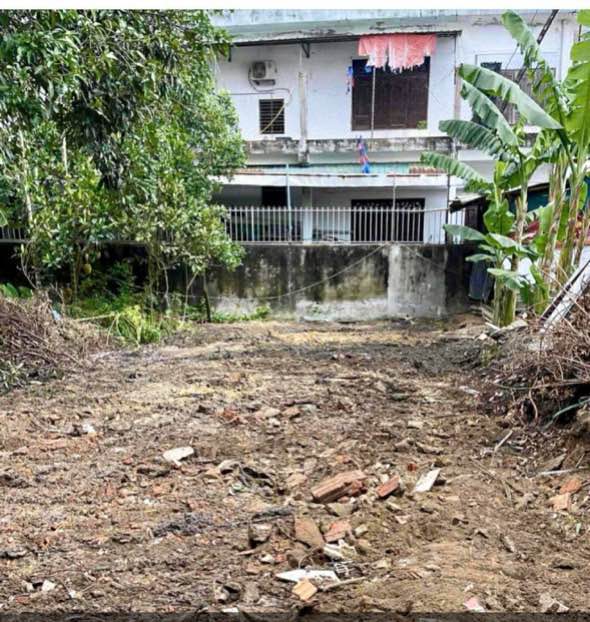 Đất ở Hẻm 08 Nguyễn Thụy, P Trần Phú, Quảng Ngãi 99m² - Giá chỉ 800 triệu!