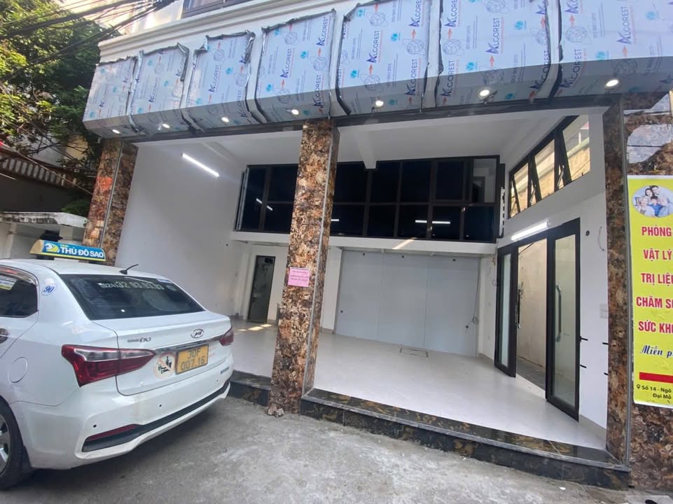 Mặt bằng kinh doanh số 14 ngõ 252 Đại Mỗ 40m² giá 6.5 triệu - Lô góc hai mặt tiền, ô tô đỗ tận cửa!