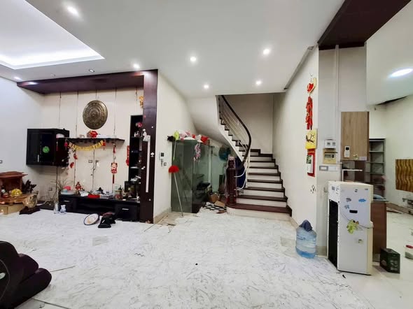 Biệt thự song lập Văn Quán 180m² giá 43 tỷ - Tiện ích ngập tràn, ngay sát đường Nguyễn Khuyến!